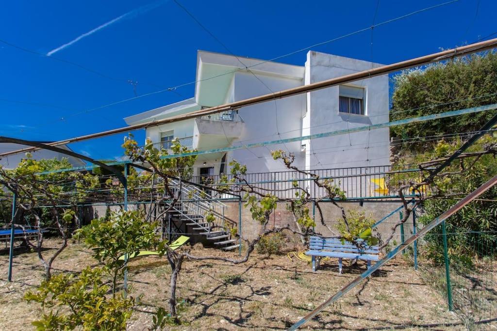 Echapee Belle - Vinayard View - Jacuzzi Bbq - Parking Apartment Nice Exterior photo